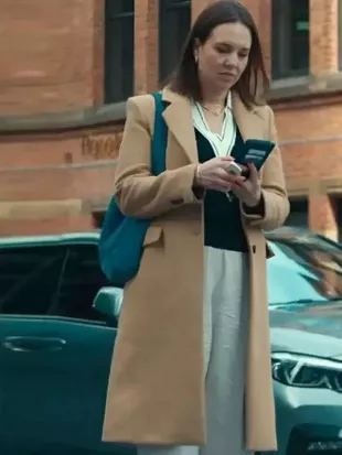 Run Away S01 Ingrid Oliver Brown Coat