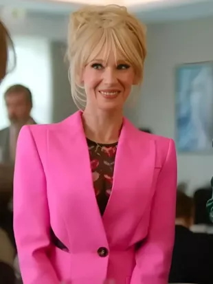 Ted Lasso S04 Juno Temple Pink Blazer