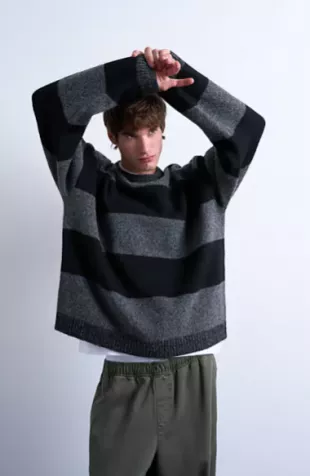 Regular Fit Striped Crew Neck Sweater