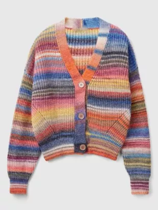Off Campus 2026 Hannah Wells Multicolor Cardigan