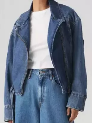 Off Campus 2026 Hannah Wells Denim Jacket