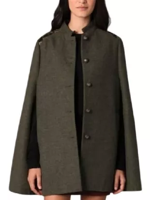 Gossip Girl S05 Leighton Meester Green Sherlock Cape
