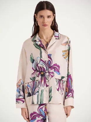 Dutton Ranch S01 Beulah Jackson Floral Pajamas