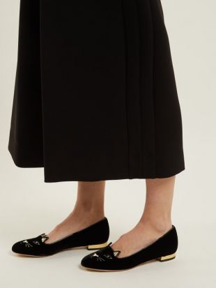 Kitty cat face embroidered velvet flats