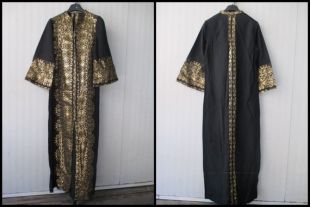 The Embroidered Coat Black And Gold Of Eve Tilda Swinton In Only Lovers Left Alive Spotern