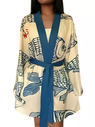 Below Deck Down Under S14 Daisy Kelliher Fish Print Robe