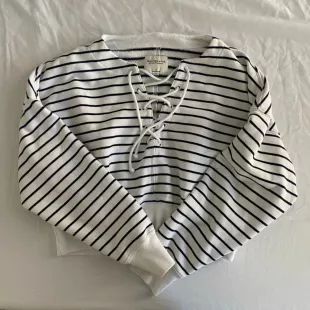 Tie Front Crop Sweater