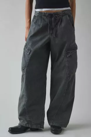 Station Cocoon Baggy Barrel Leg Cargo Pants
