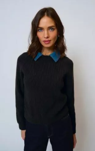 Dash Denim Collar Pullover