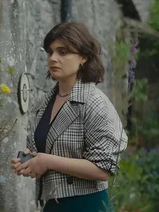 Gwyneth Keyworth Death Valley S01 Checkered Blazer