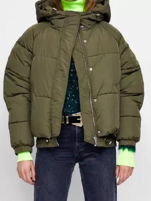 Battle on the Beach S05 Angelina Olive Puffer Jacket
