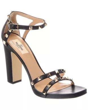 Rockstud Grainy Leather Sandal