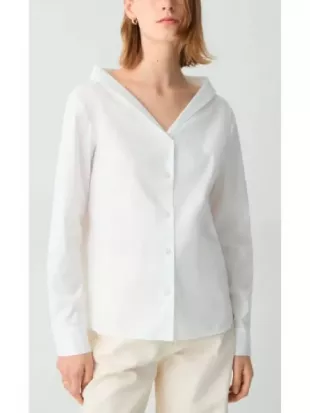 Office Romance Jennifer Lopez White Shirt