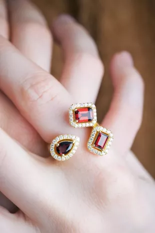 Red Garnet Three Gem Ring