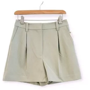 The Favorite Shorts in Moss