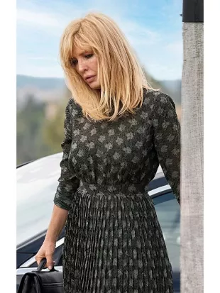 Yellowstone S04 Beth Dutton Floral Pleated Midi Dress
