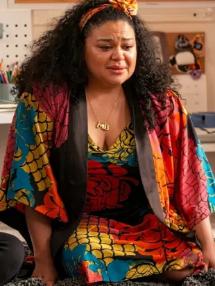 Survival of the Thickest S03 Mavis Beaumont Multicolor Robe