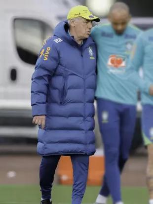 Team Brazilian 2026 Carlo Ancelotti Puffer Coat