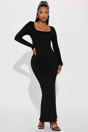 Claire Ribbed Maxi Dress