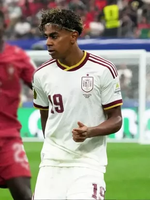 Lamine Yamal Portugal v Spain White T-Shirt
