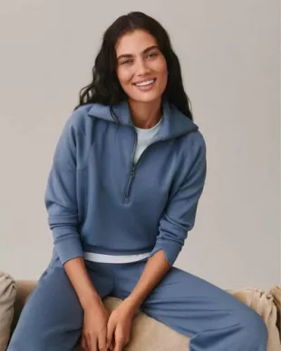 AirEssentials Half Zip Sweatshirt