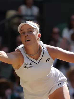 Karolina Muchova Wimbledon Final 2026 Top