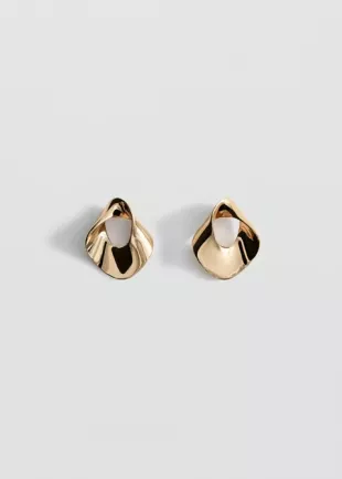 Earrings with Relief Design