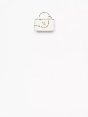 Long Vanity With Chain Grained Shiny Calfskin & Gold-Tone Metal White