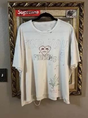 Sugar S02 Find Your Friends T-Shirt