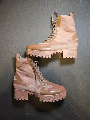 Robin Boots