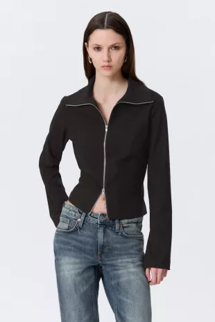 Slim Long-Sleeved Zip Shirt