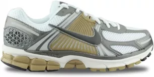 Vomero Zoom 5 Sneakers