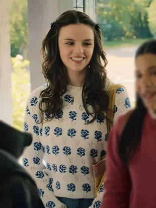 Walter Boys S03 Ellie O’Brien Rose Print Sweater