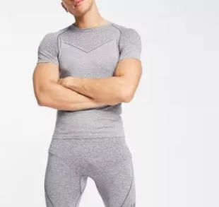 Seamless Muscle Contour T-shirt