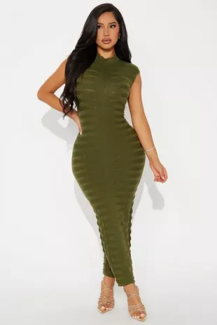Poppy Sweater Maxi Dress