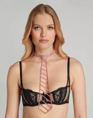 Zoelle Tie