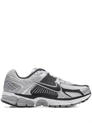Vomero Zoom 5 Sneakers