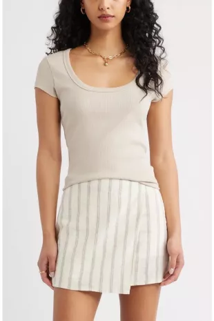 Scoop Neck Stretch Cotton T-Shirt