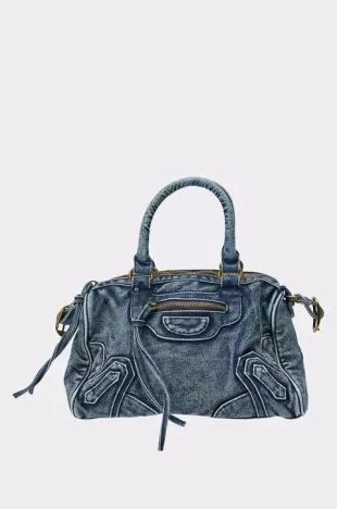 I'm That Girl Distressed Purse