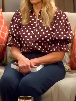 Leanne S02 Leanne Morgan Polka Dot Top