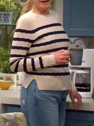 Leanne S02 Kristen Johnston Navy Striped Sweater