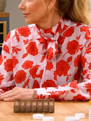 Leanne S02 Leanne Murphy Red Floral Blouse