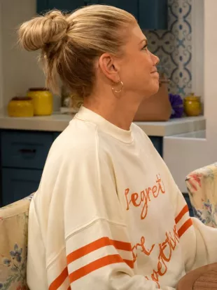 Laenne S02 Kristen Johnston Less Regrets Sweatshirt
