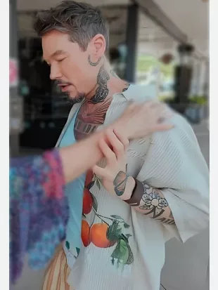 David Bromstad My Lottery Dream Home S19 Orange Printed Shirt