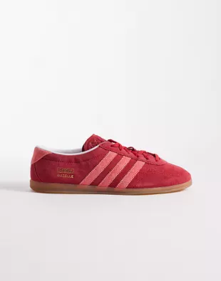 Originals Gazelle Lo Pro sneakers in red and pink
