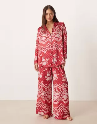 Dreamy Days Printed Pajama Set