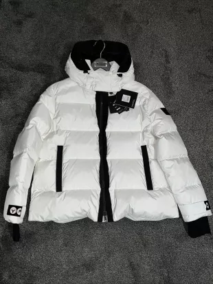 Gataga Hooded Down Puffer Coat