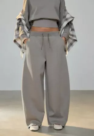 Wide-Leg Barrel Jogger Trousers