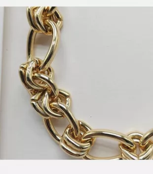 Chunky Gold Tone Interlocking Chain Necklace