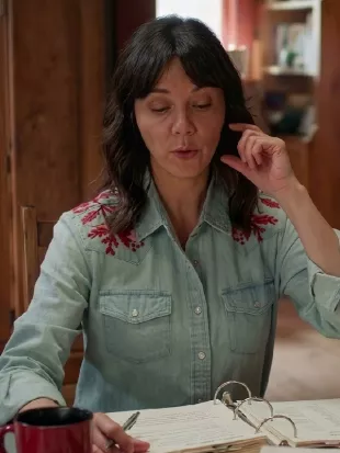 Heartland Michelle Morgan Embroidered Denim Shirt
